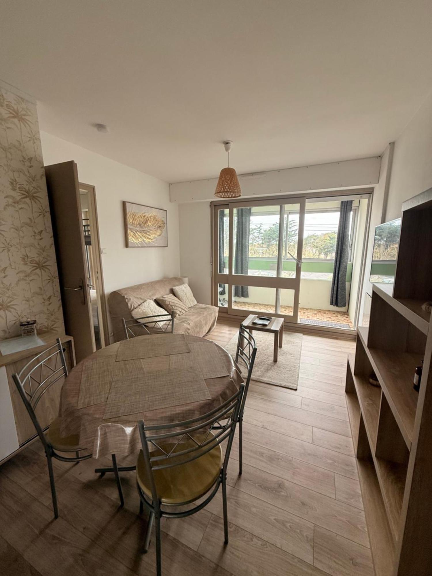Appartement A 100 M De La Plage St Hilaire De Riez Les Becs Saint-Hilaire-de-Riez Exterior photo